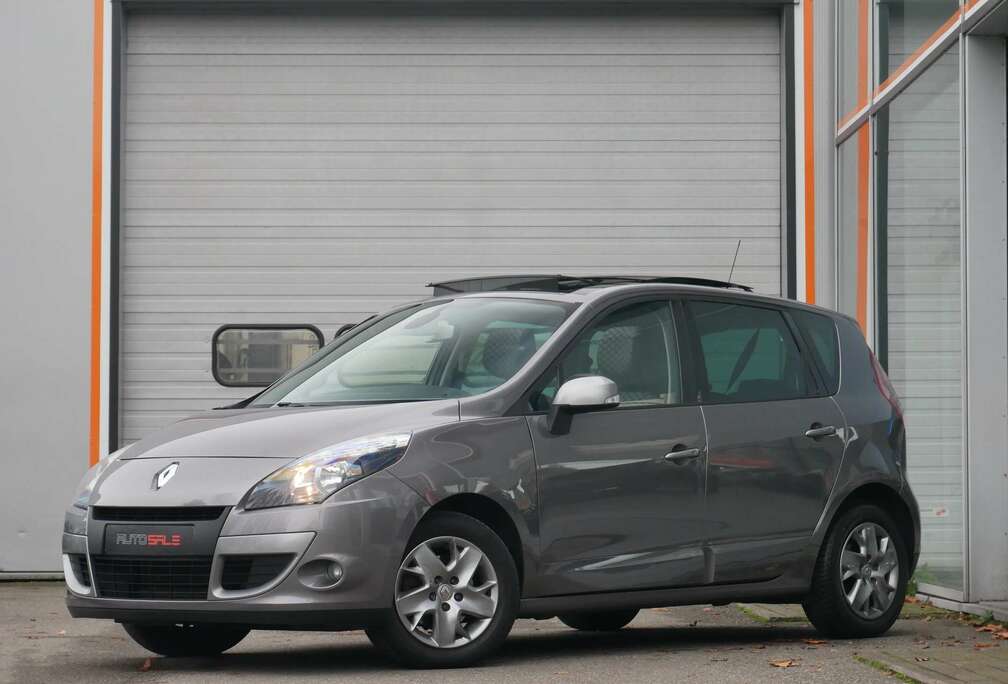 Renault 1.5 dCi Dynamique EDC * PANO * NAVI * BLT *