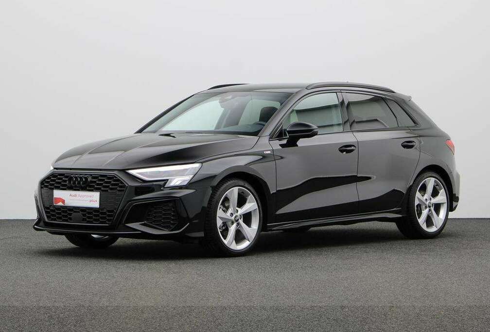 Audi Sportback S-line 35 TFSI  150 PK S-tronic