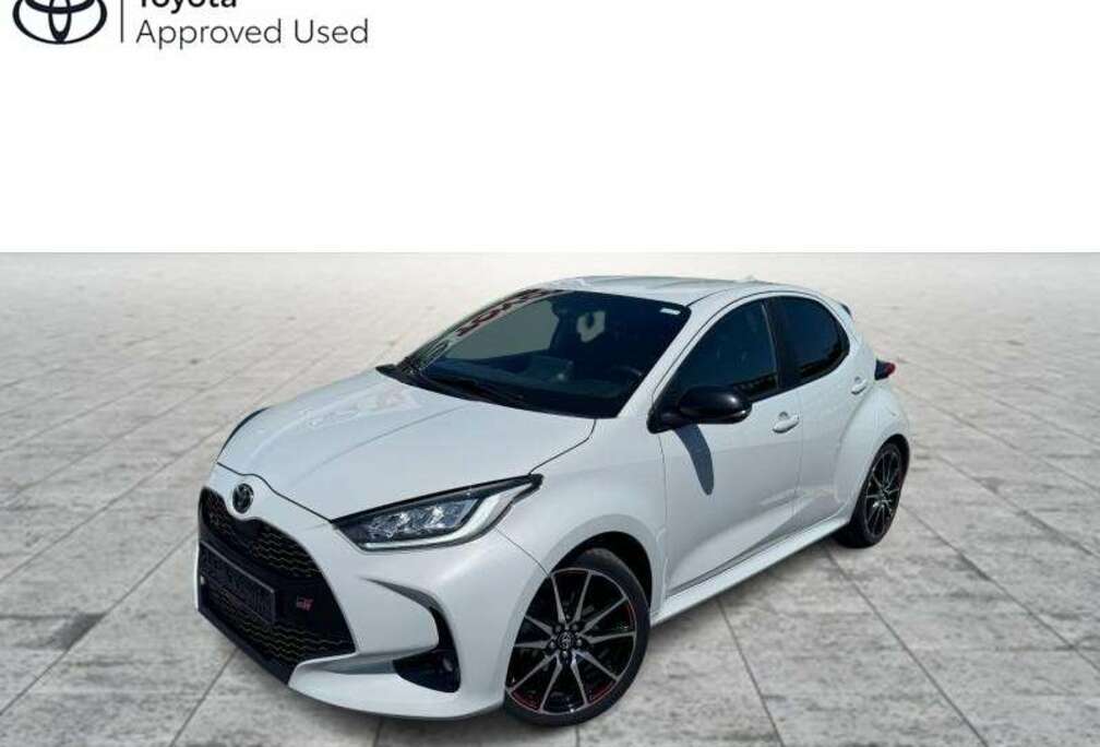 Toyota 1.5 Hybrid e-CVT GR Sport