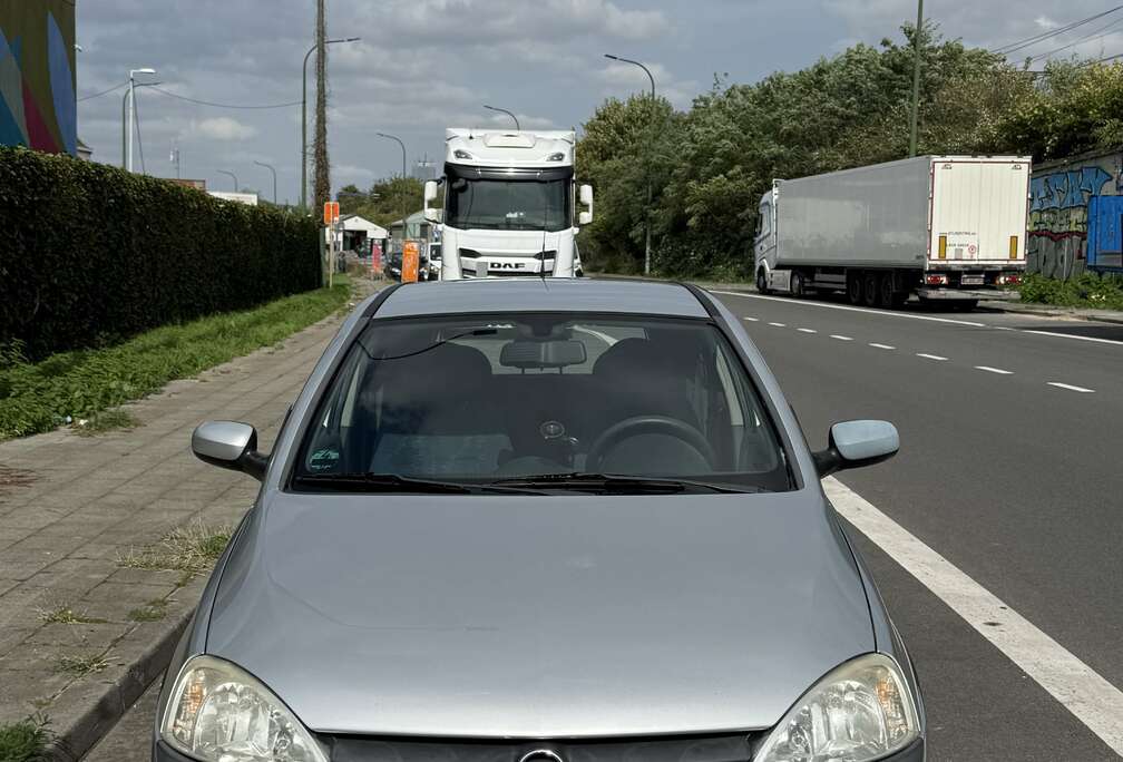 Opel Opel Corsa 1.2 essence | Prête à immatriculer