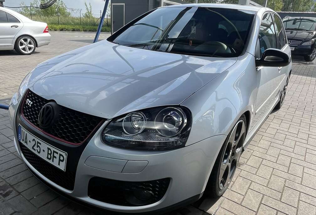 Volkswagen 2.0 Turbo 16v FSI DSG