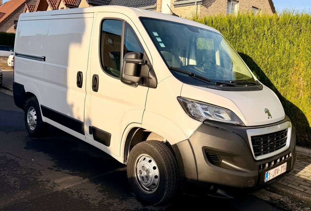 Peugeot 2.2 BlueHDi L1H1 S/S (EU6.4)