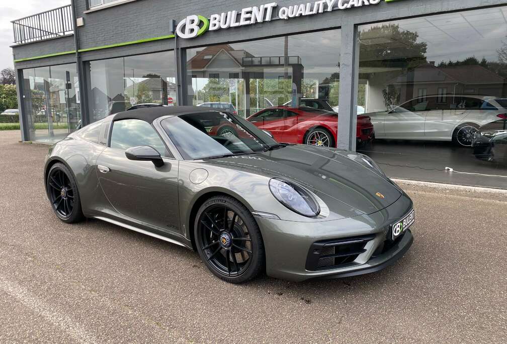 Porsche 911 CARRERA  4 GTS PDK
