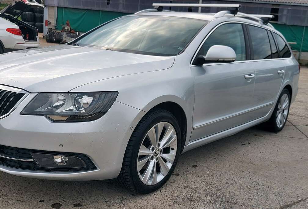 Skoda Superb SW 1.6 CR TDi GreenLine Ambition
