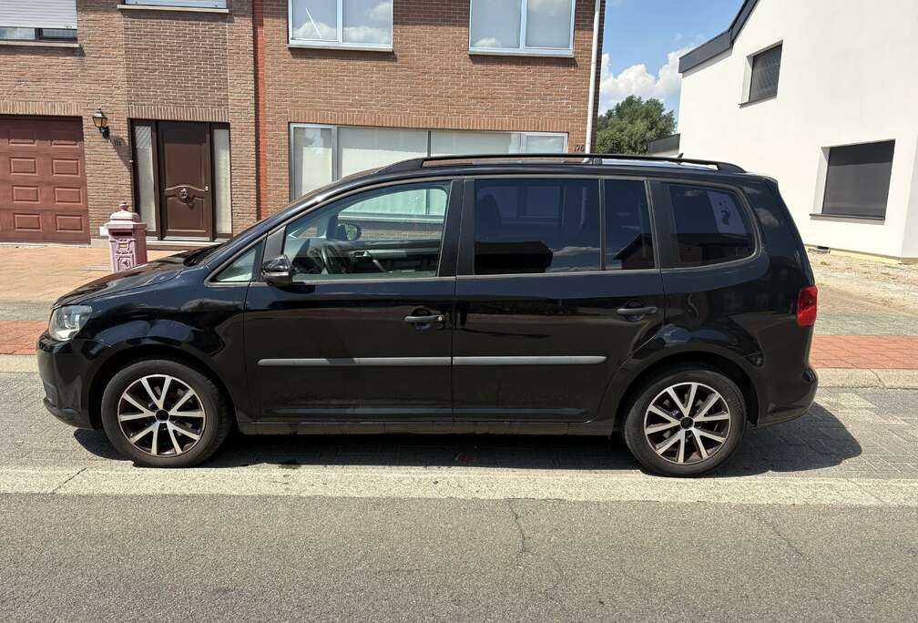 Volkswagen TEL 0472.92.59.40