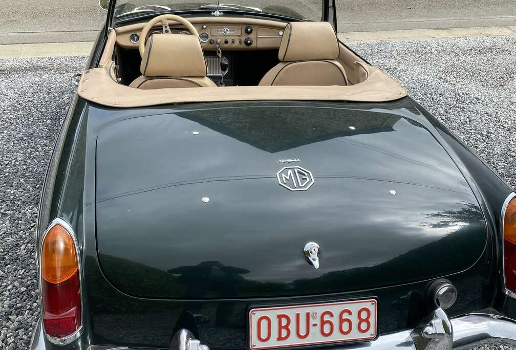 Oldtimer MG B 1967