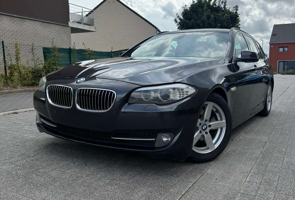BMW 520 d - gps - cuir - start stop