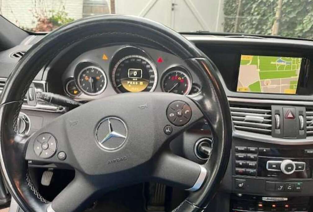 Mercedes-Benz E 200 CDI DPF BlueEFFICIENCY Automatik Avantgarde