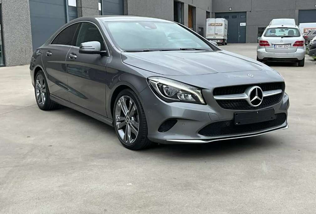 Mercedes-Benz CLA 180