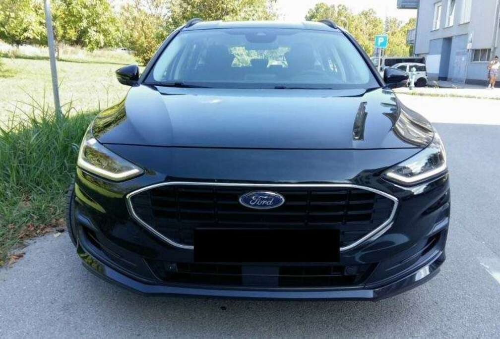 Ford Focus 1.4i SE 16v Ambiente