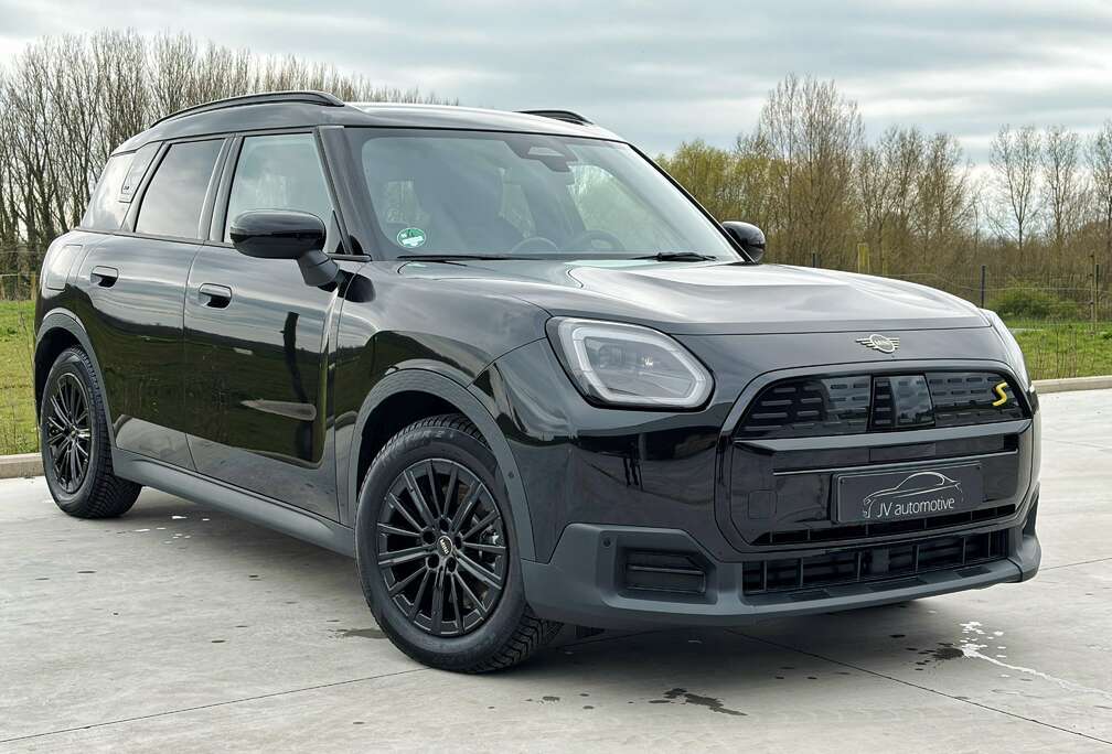 MINI * 1055 KM * ALS NIEUW *