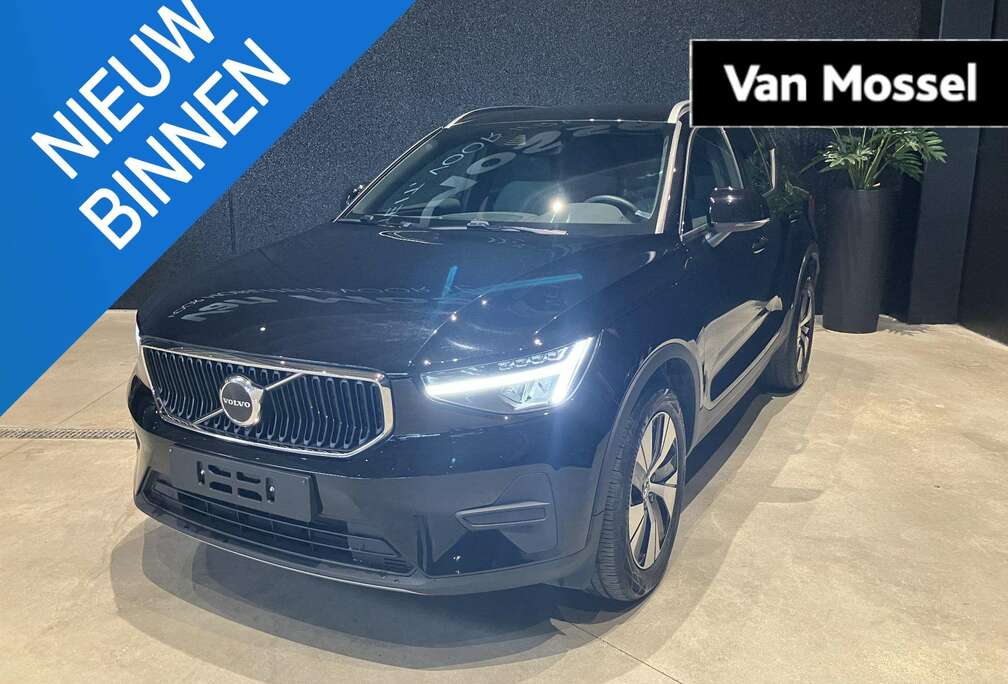 Volvo T2 Momentum Core Aut. NAVI  CAM  CARPLAY