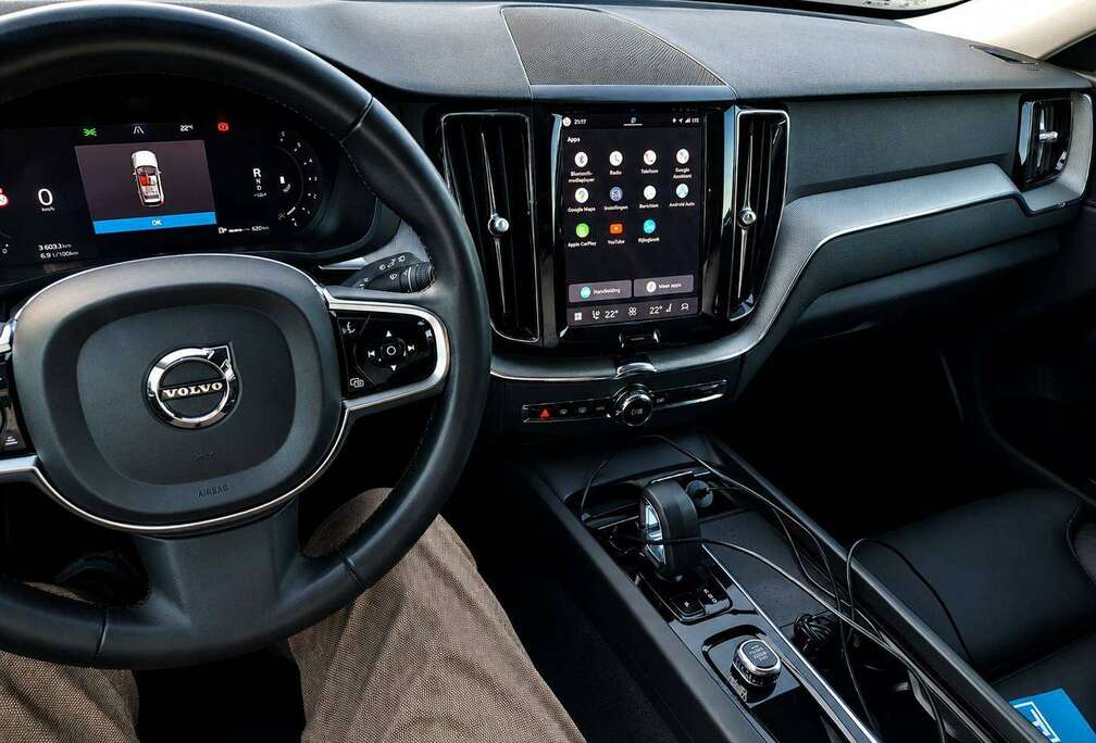 Volvo XC60 2.0 B4 MHEV Core