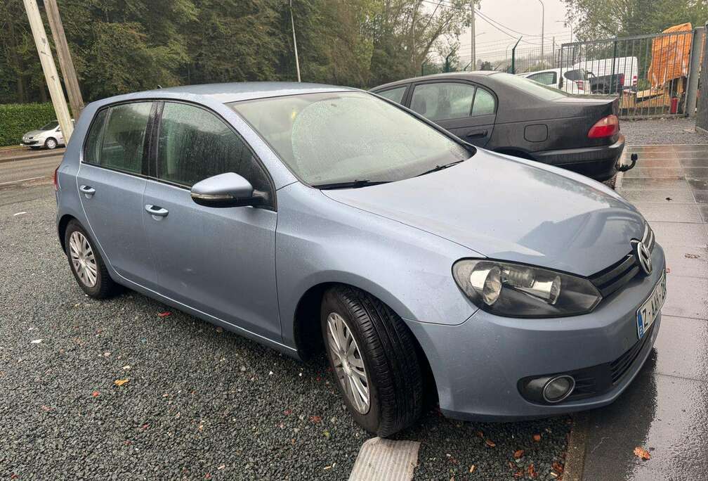 Volkswagen Golf 1.6 CR TDi Trendline DPF
