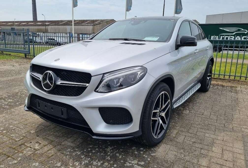 Mercedes-Benz d Coupe 4Matic 9G-TRONIC AMG Line