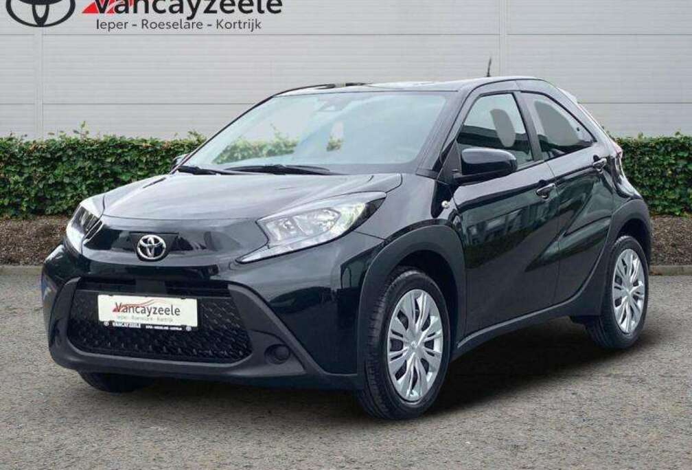 Toyota play+cam+DAB+applecarplay&andr