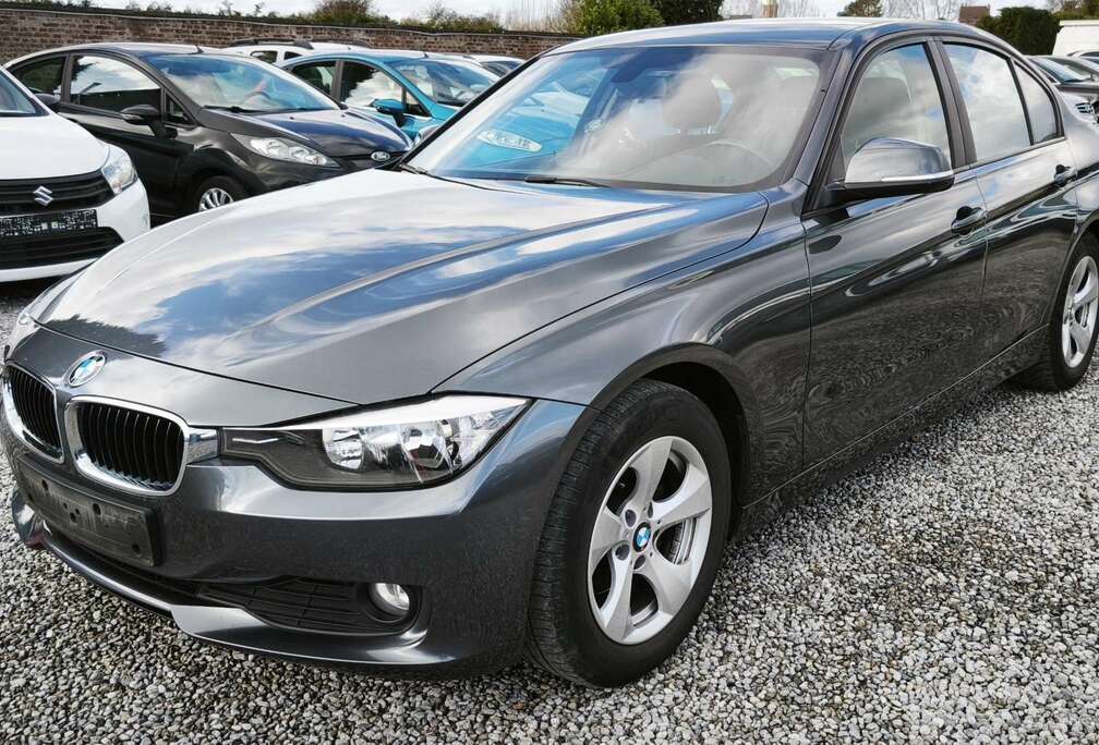 BMW 320D Sedan (163 CH)_04/2012EUR.5_A/C_AUTOM