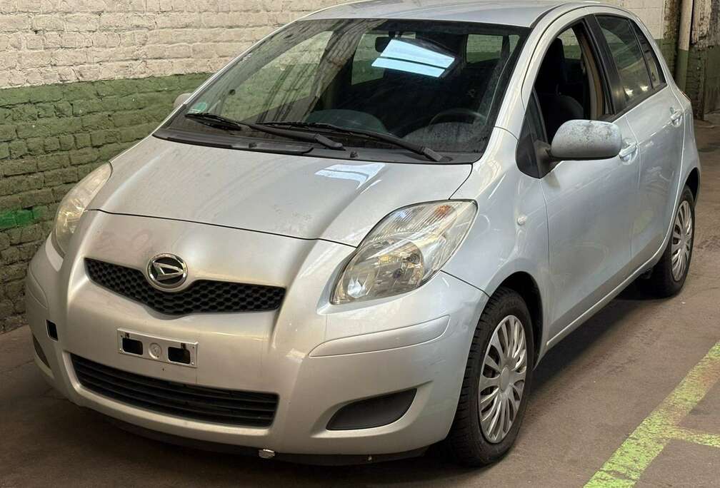 Toyota 100 VVT-i Millenium