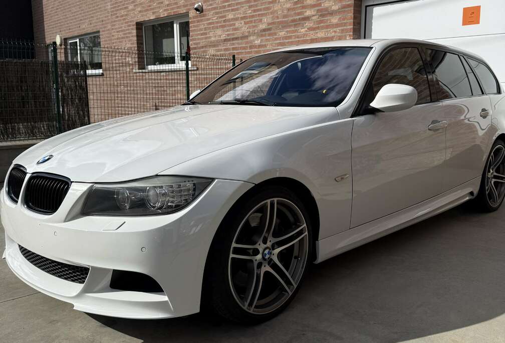 BMW Touring 335iA