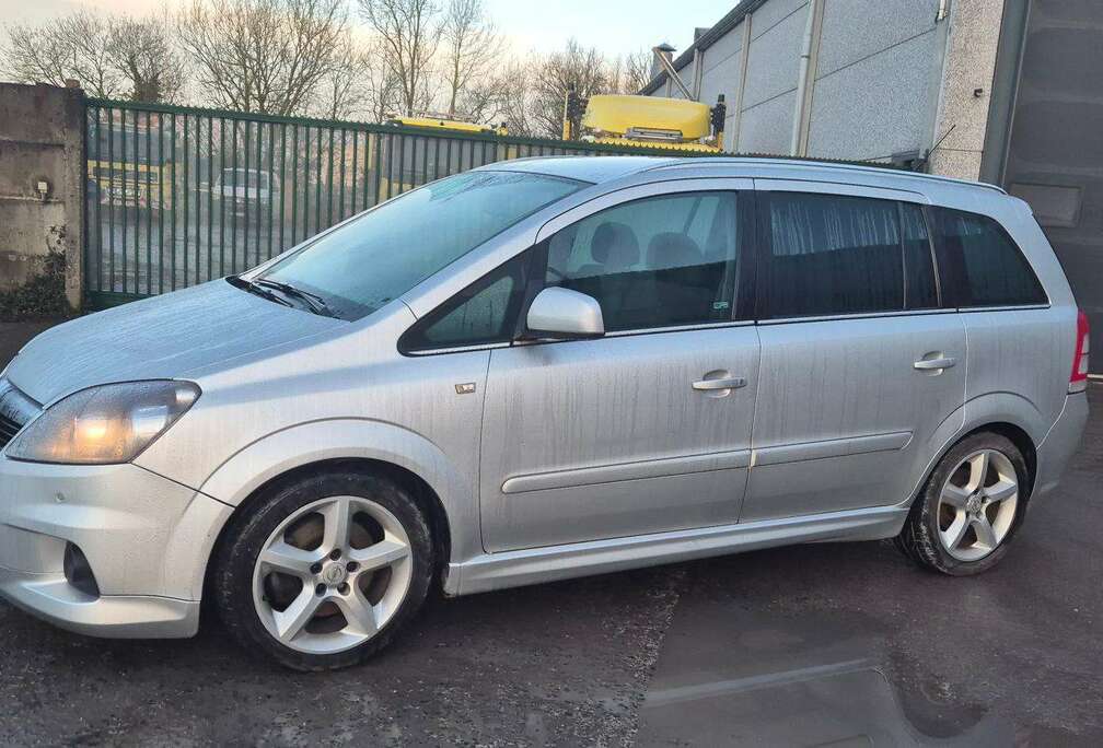 Opel Zafira 1.7 CDTi Enjoy DPF