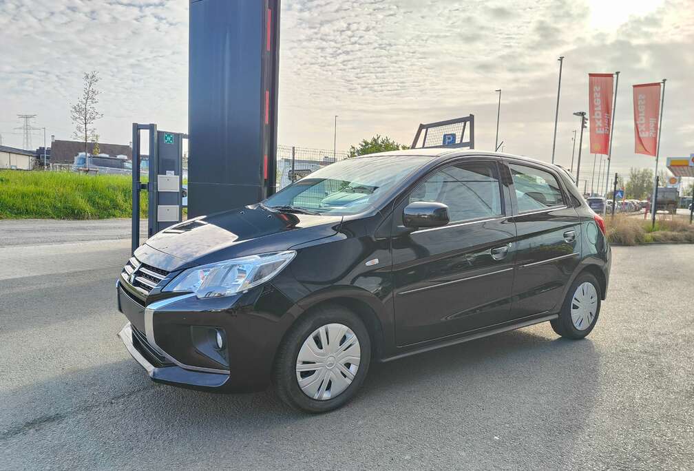 Mitsubishi Space Star Invite