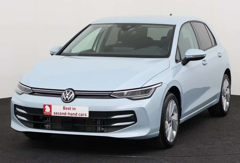 Volkswagen (Facelift) VIII 1.5 TSI LIFE + CARPLAY + CAMERA +