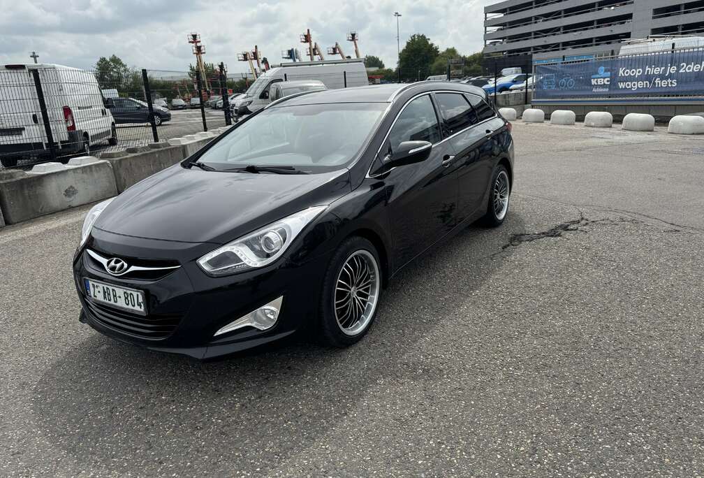 Hyundai i40 SW 1.7 CRDi First Edition ISG