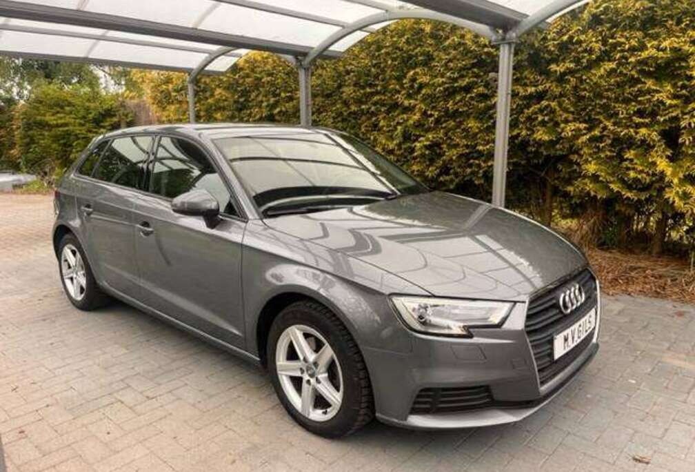 Audi A3 Sportback 30 TDi Design ,Cruise Control,V en A. parkeersensoren ,12 M Garantie,uitzonderlijk zuinige wagen