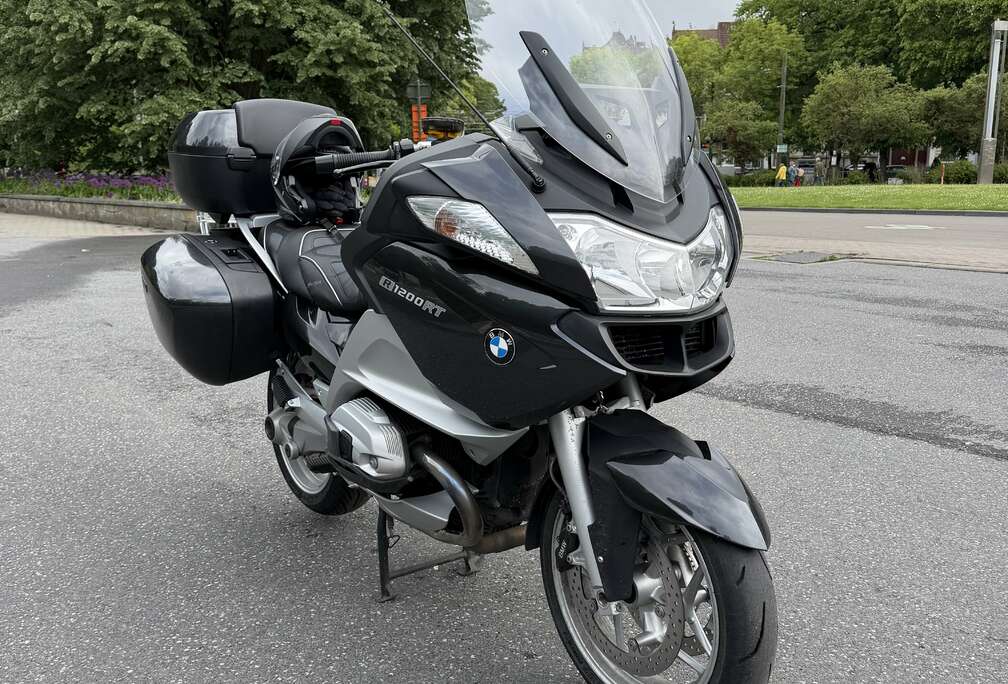 BMW Échappement Akrapovic/ Selle Confort/ Radio