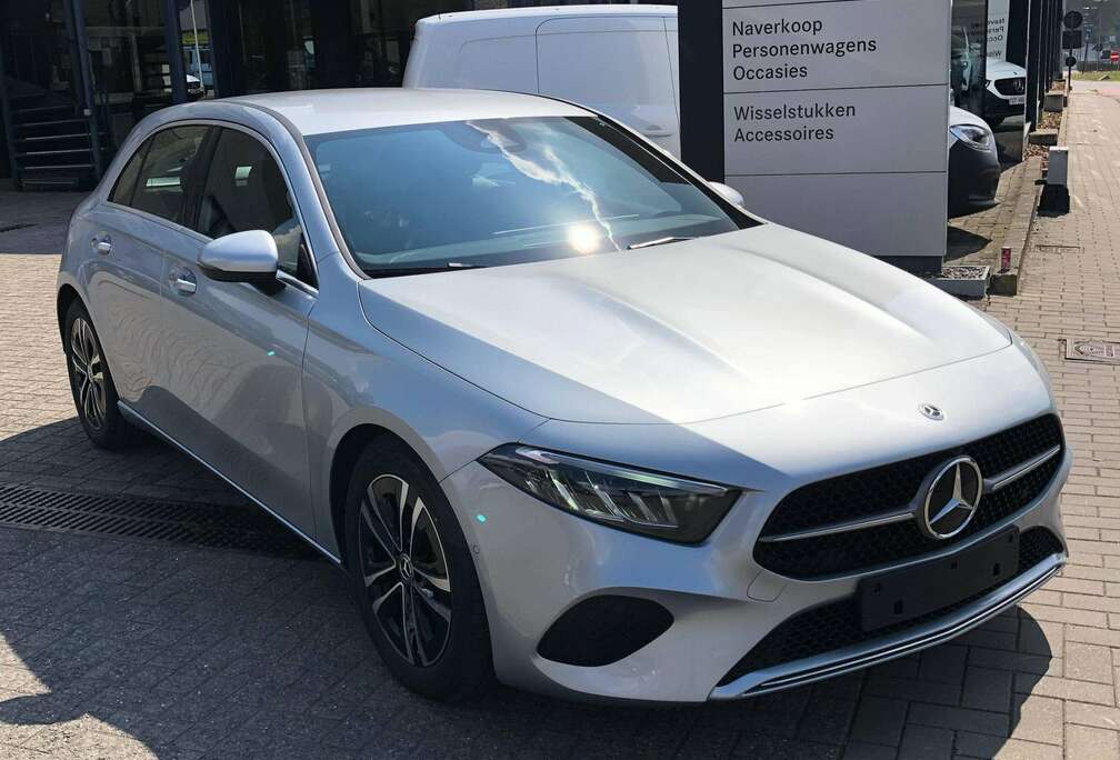Mercedes-Benz Sfeerverlichting Keyless GO Draadloos laden  van smartphone Achteruitrijcamera Winter pack
