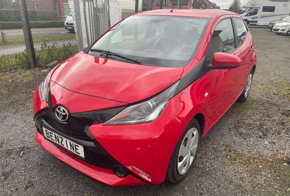 Toyota 1.0i VVT-i x
