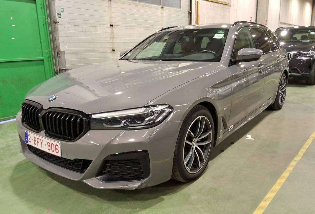 BMW 520 I*PACK M TECHNIK*CUIR*TOIT OUVRANT*CAR PASS*