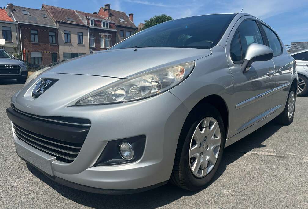 Peugeot 1.4i Active * vente marchand ou export