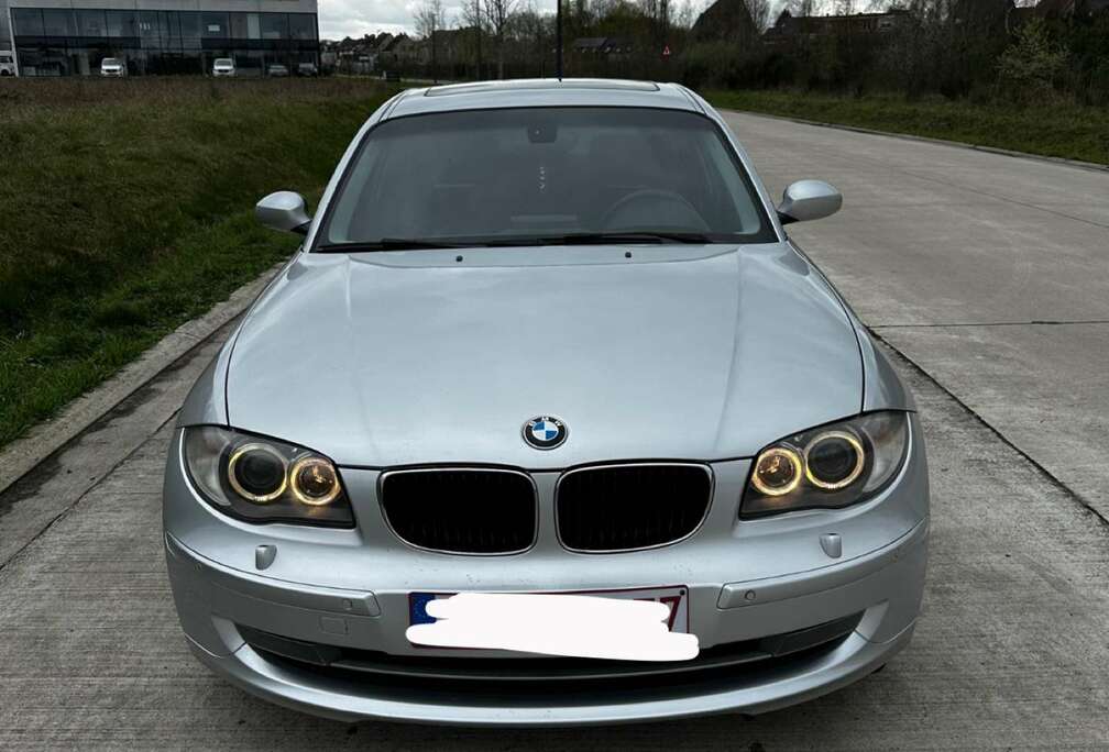 BMW 120i