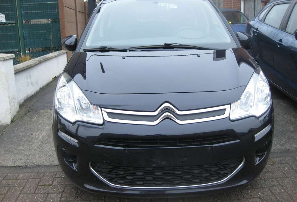 Citroen 1.4 HDi 144000km New courroie Euro5b Garantie 1an