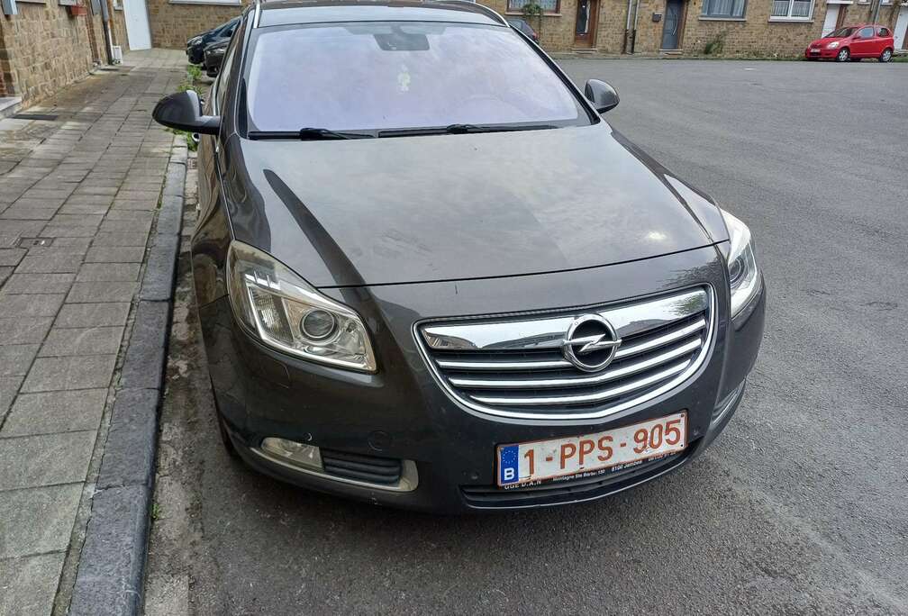 Opel Insignia Sports Tourer 2.0 CDTi Cosmo DPF