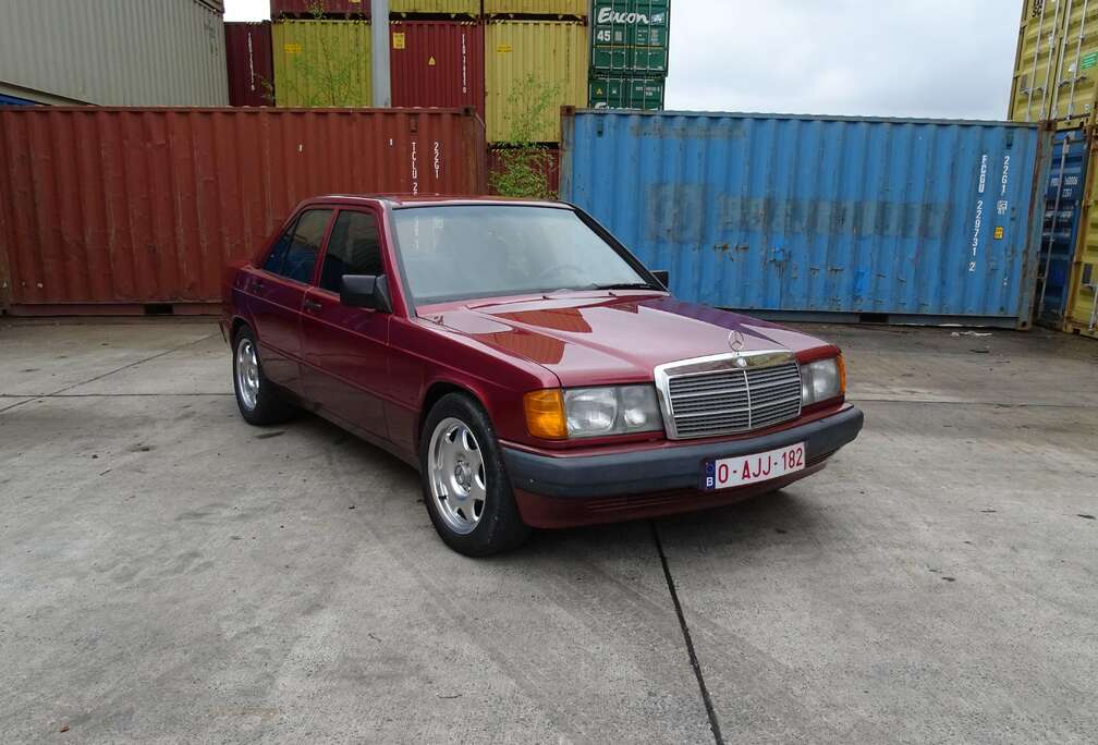 Mercedes-Benz 190E 1.8