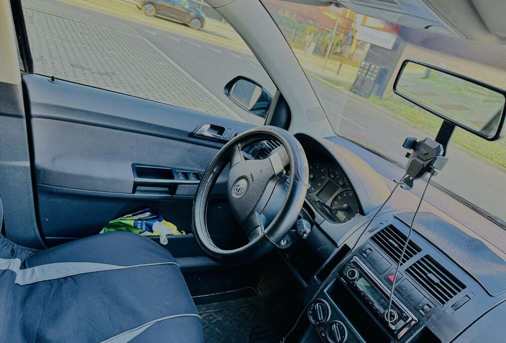 Volkswagen 1.2 Black/Silver Edition