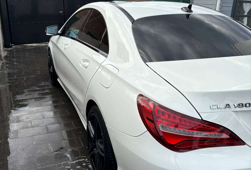 Mercedes-Benz CLA 180 d Business Solution