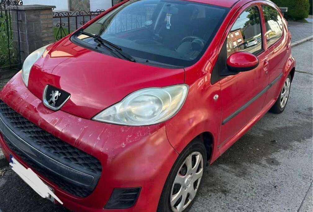 Peugeot 107 1.0i Black