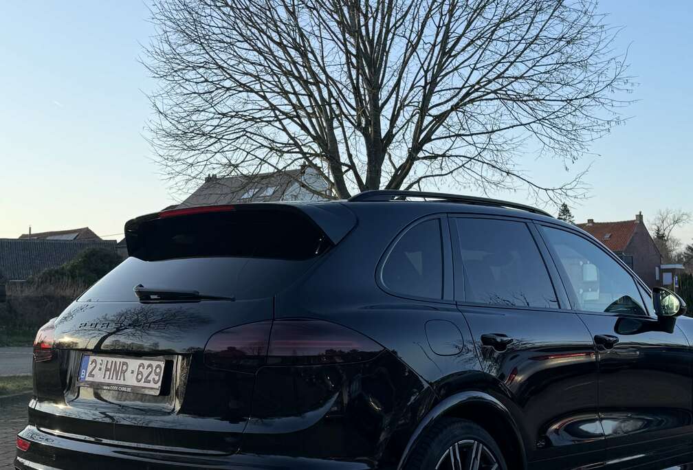 Porsche Diesel Platinum Edition