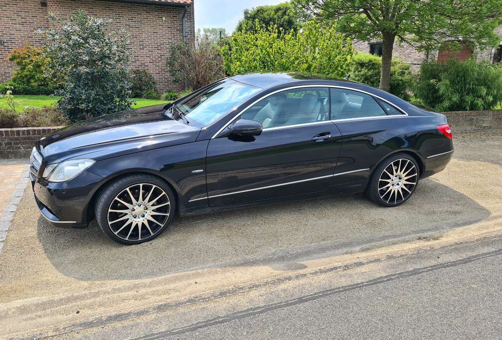 Mercedes-Benz E 350 CDI Coupe BlueEFFICIENCY 7GTRONIC Avantgarde