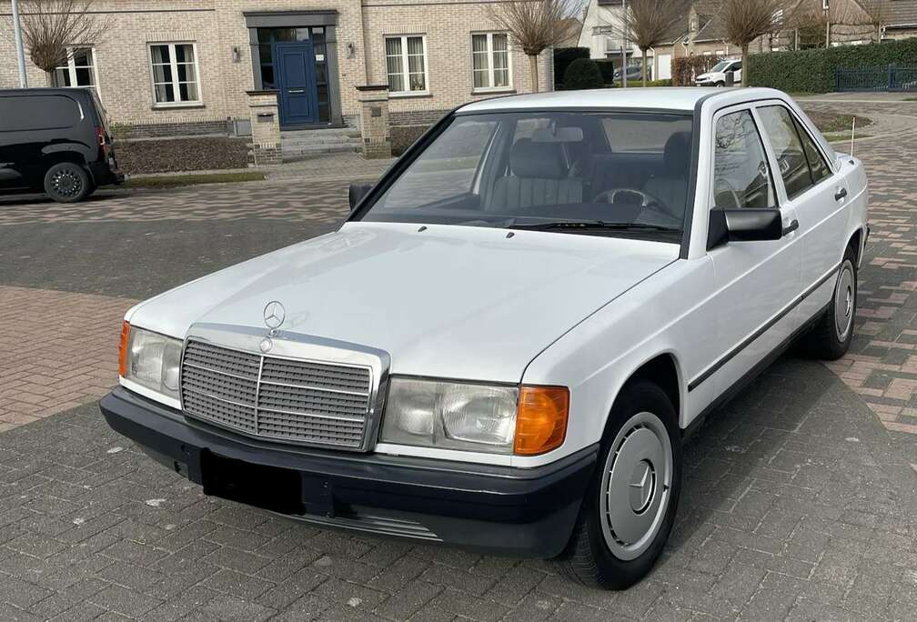 Mercedes-Benz 190D w201 122