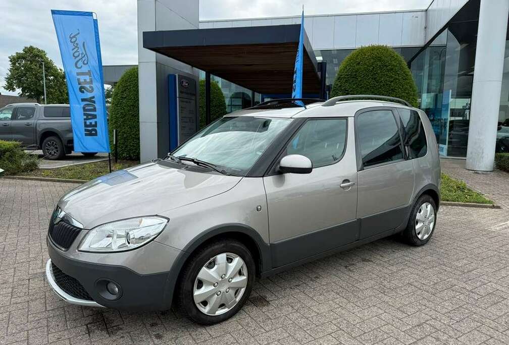 Skoda Enkel voor professionele verkoop. Carrosserieschad