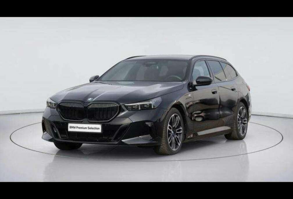 BMW e xDrive Touring Kit M Sport