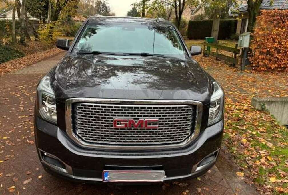GMC XL Denali