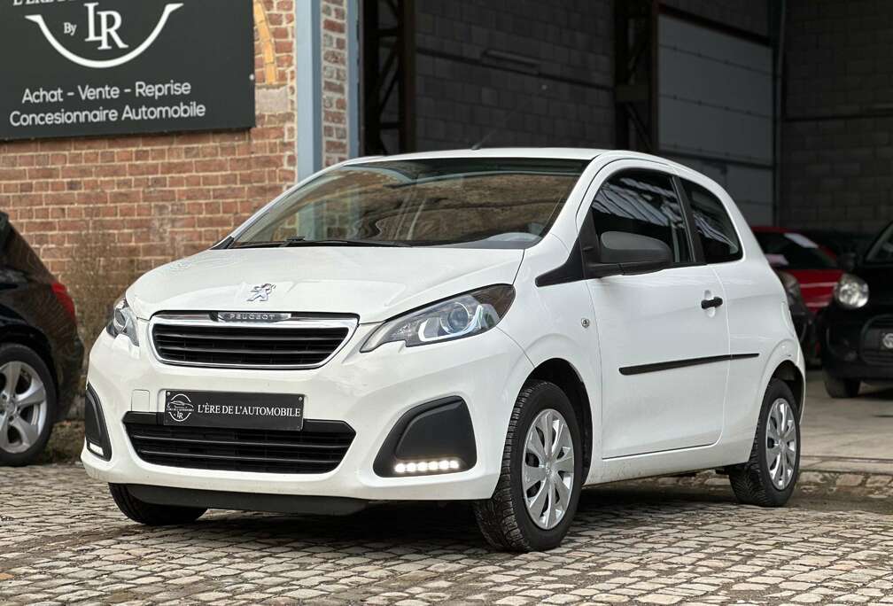 Peugeot 108 1.0 VTi Style * CARNET COMPLET * MP3 - USB