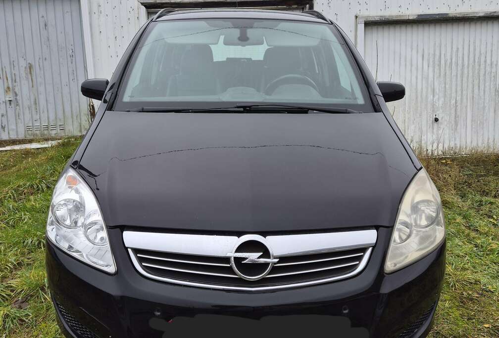 Opel Zafira 1.7 CDTi Cosmo DPF