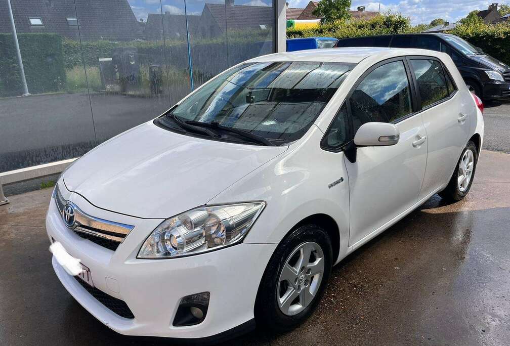 Toyota 1.8i HSD Premium CVT/Camera