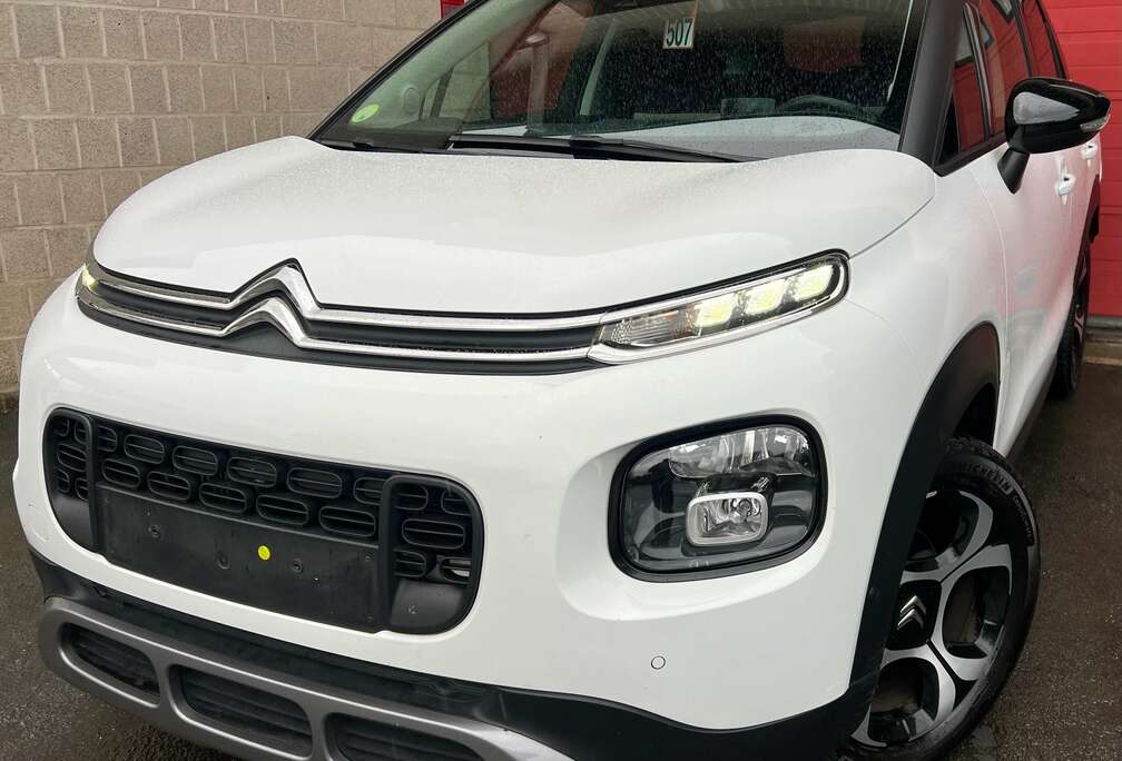 Citroen 1.5 BlueHDi Busin + CAMÉRA + NAVI + CAR-PASS